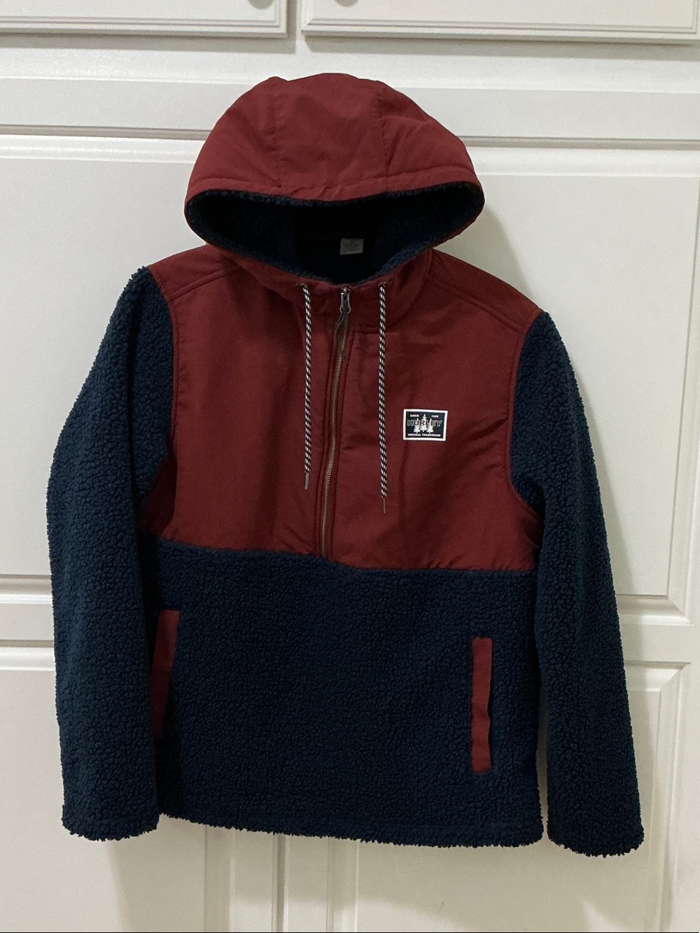 Hurley Two-Tone Hooded Sherpa Pullover - Burgundy & Navy